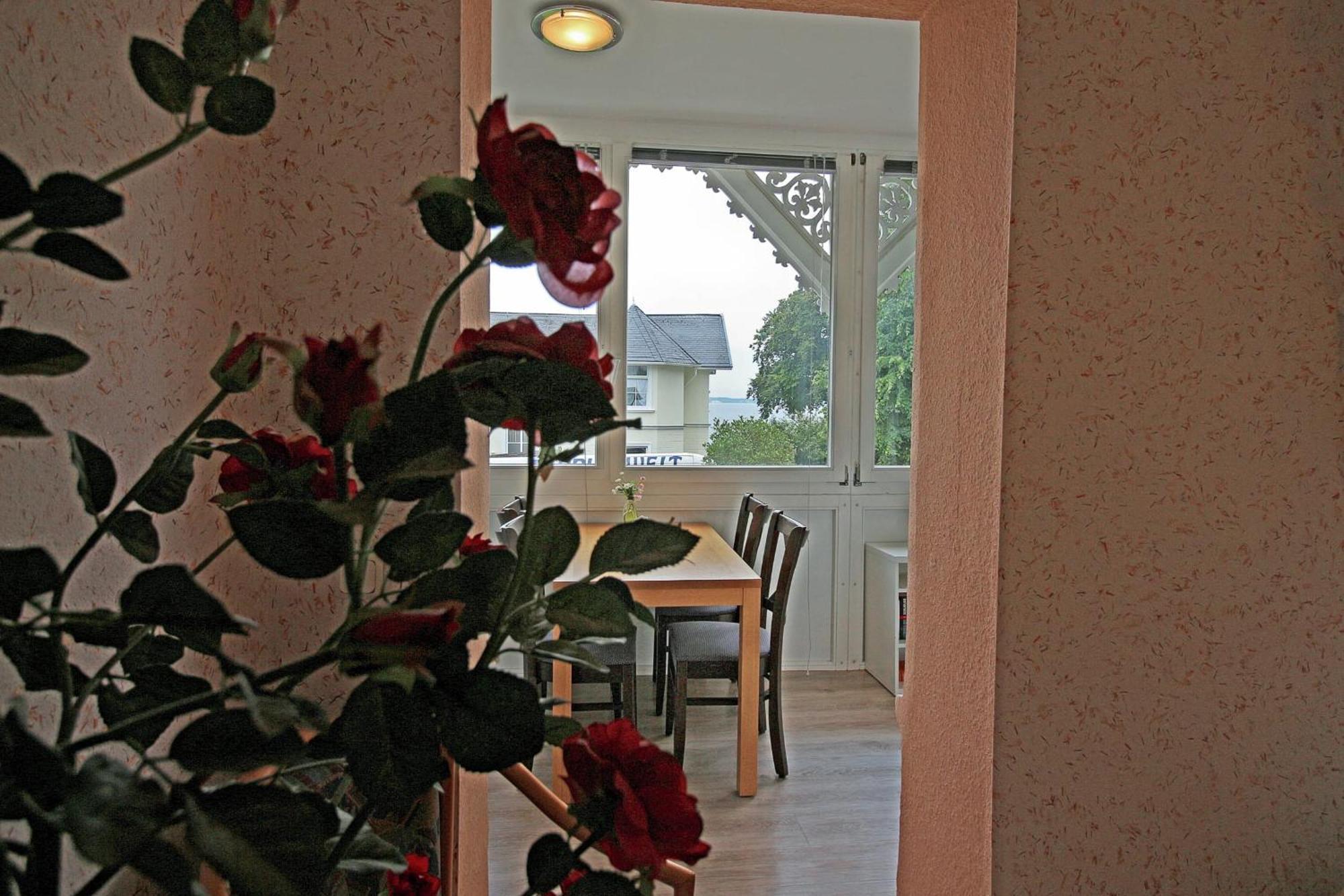 Villa Ostseelilie - Appartements Mit Balkon Und Meerblick Sassnitz Room photo